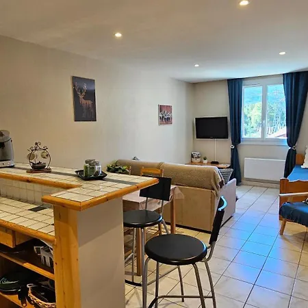 Grand Confort Pour 3 Personnes Linge En Option Barcelonnette