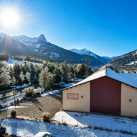 Grand Confort Pour 3 Personnes Linge En Option Barcelonnette